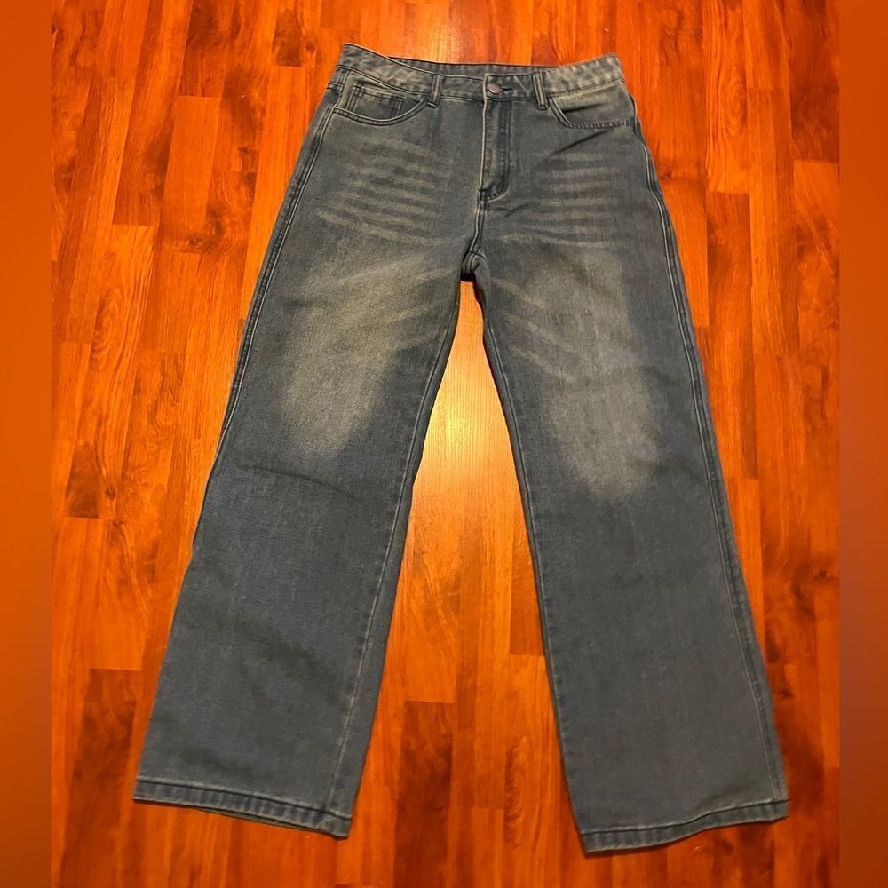 NWOT Women’s Denim wide leg pants. Size Large. See measurements in photos.